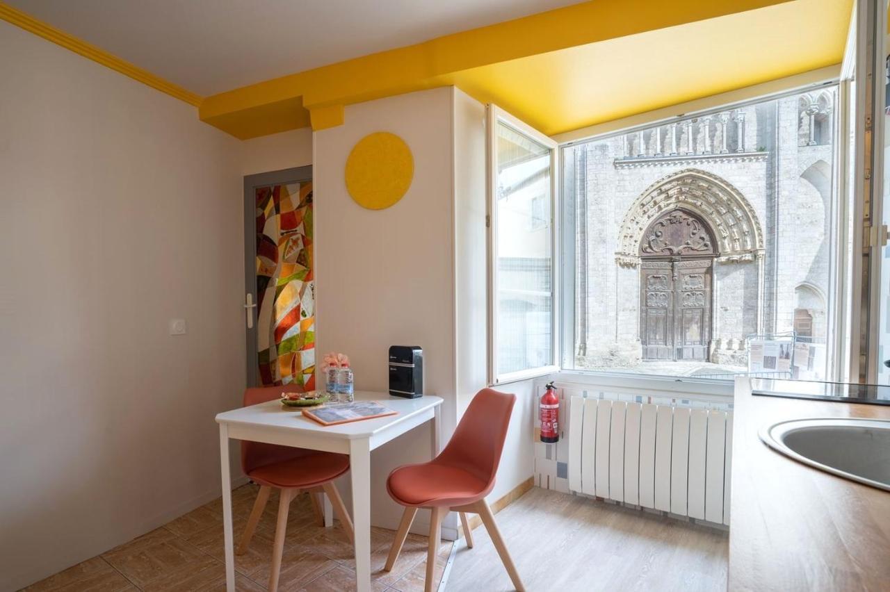 Superlogis Blois-Le Pitaya- Hypercentre Studio- Classe 3Etoiles エクステリア 写真
